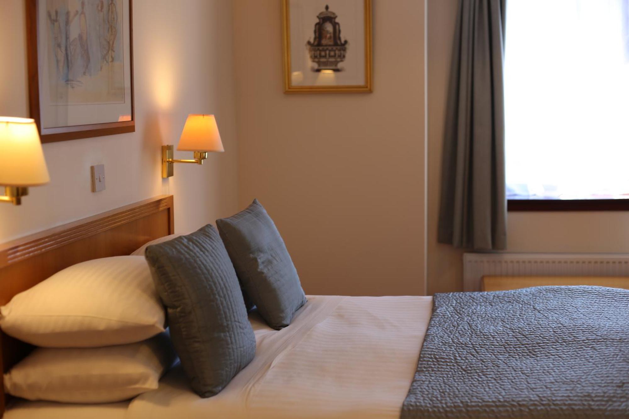 Pitlochry Dundarach Hotel الغرفة الصورة