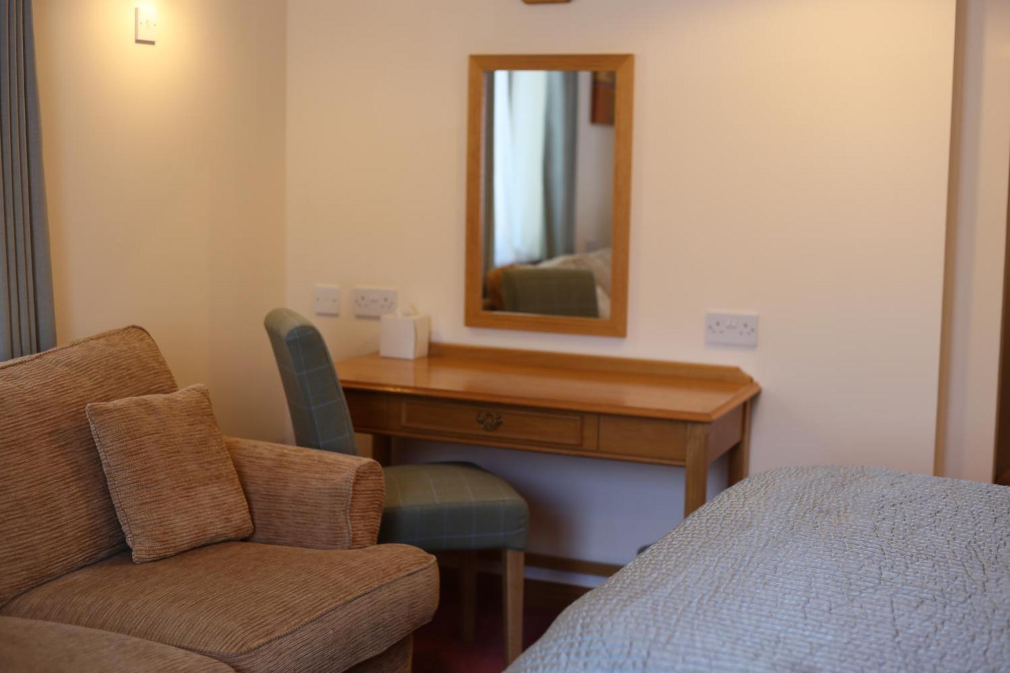 Pitlochry Dundarach Hotel الغرفة الصورة