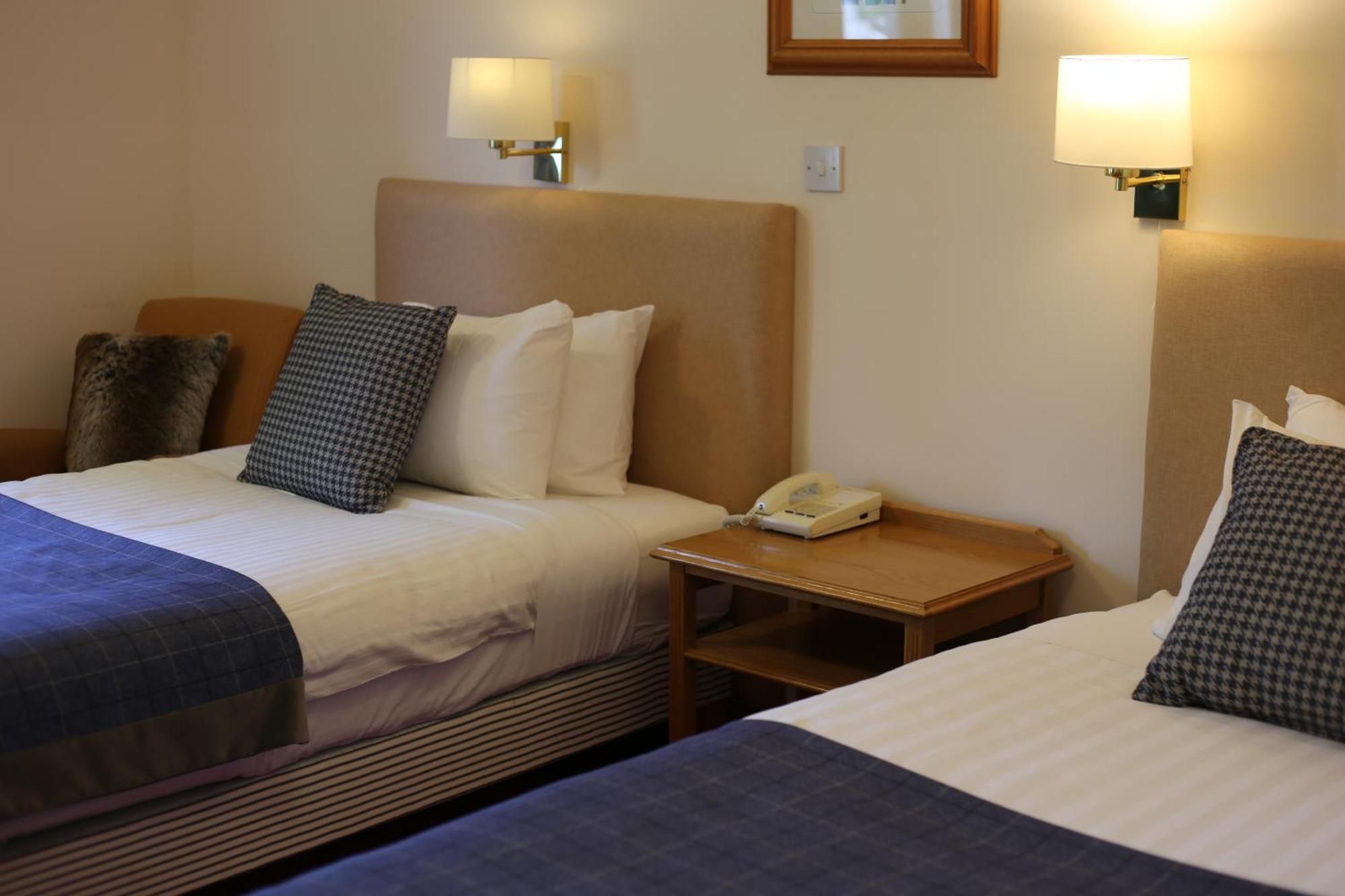 Pitlochry Dundarach Hotel الغرفة الصورة